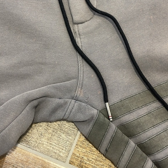 Thom Browne Gray Tapered Leg Sweatpants 4 Stripe Zip Pockets Mens S - Picture 13 of 14